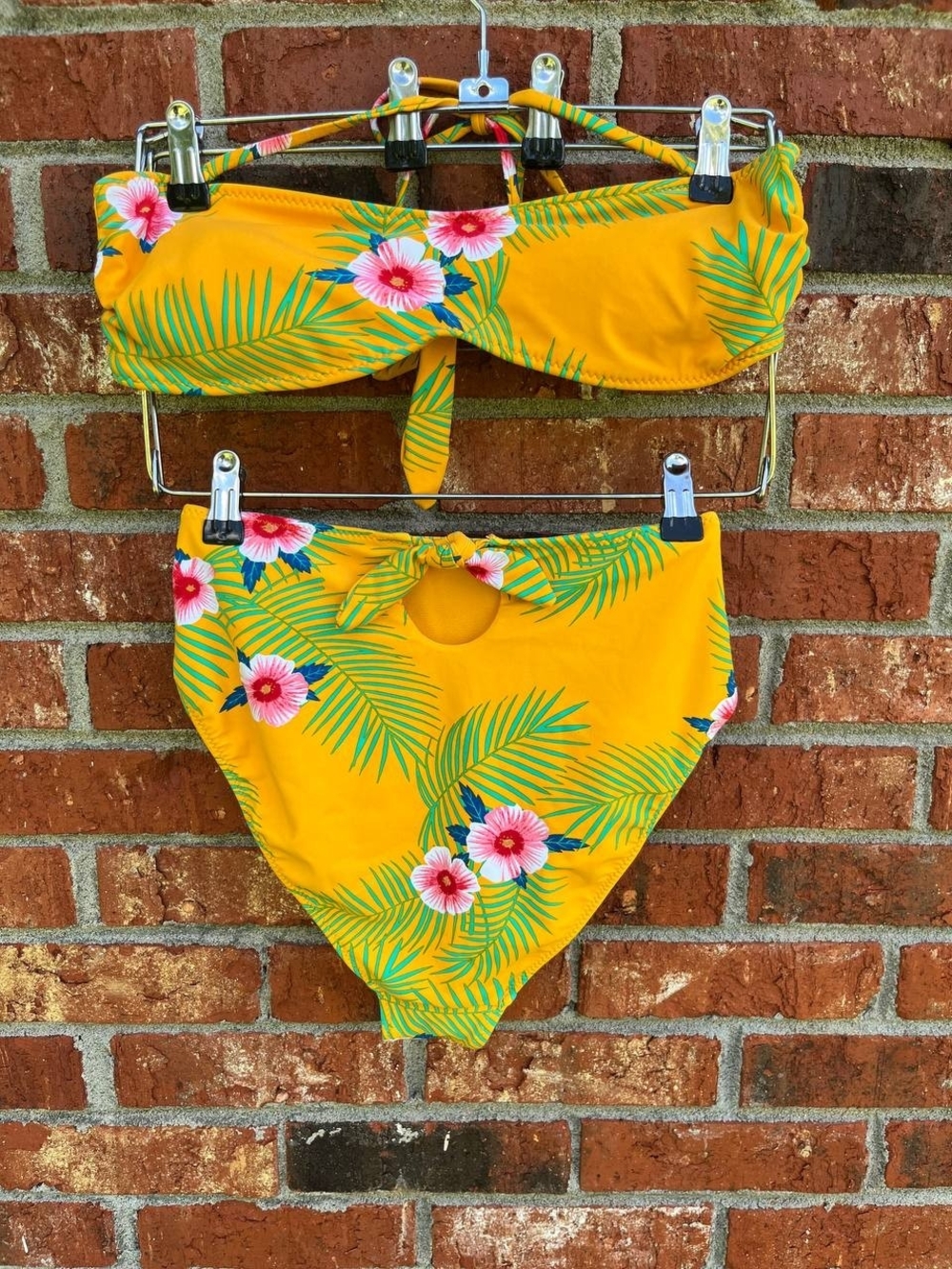 Women’s No Boundaries High-Waist Tropical Bikini Set Yellow Floral L/M